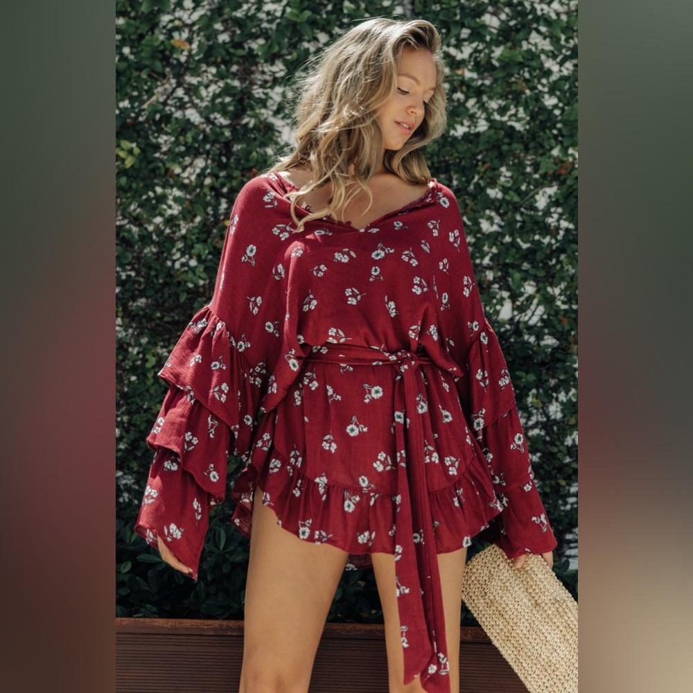 95. LAST TWO Skylar + Madison Floral Dress